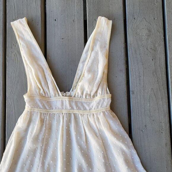 NBD Isaac Mini Dress Plunge Neck Swiss Dot Sleeveless Fit & Flare Cream Size XS - Picture 8 of 9